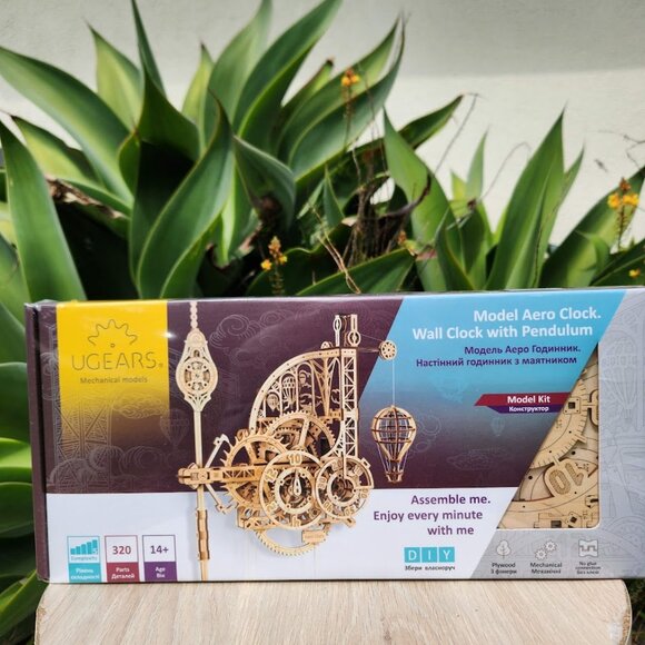 UGEARS Aero Clock 3D Wooden 300+ pcs Puzzle DIY Wood Puzzle Mechanical Kit Wall - Picture 10 of 15